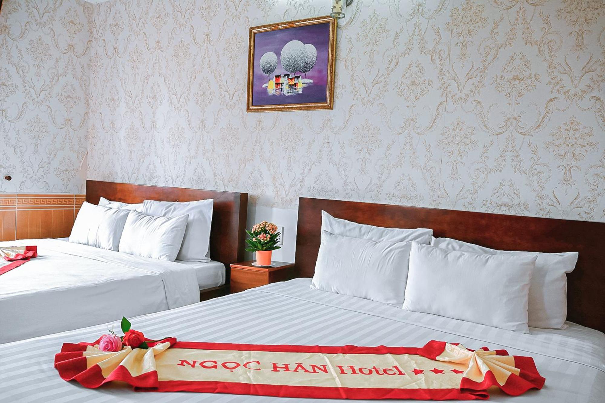 Ngoc Han Hotel By The Moment 头顿 外观 照片
