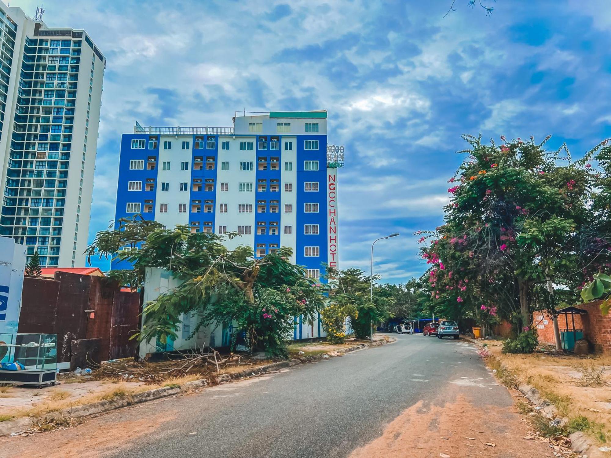 Ngoc Han Hotel By The Moment 头顿 外观 照片