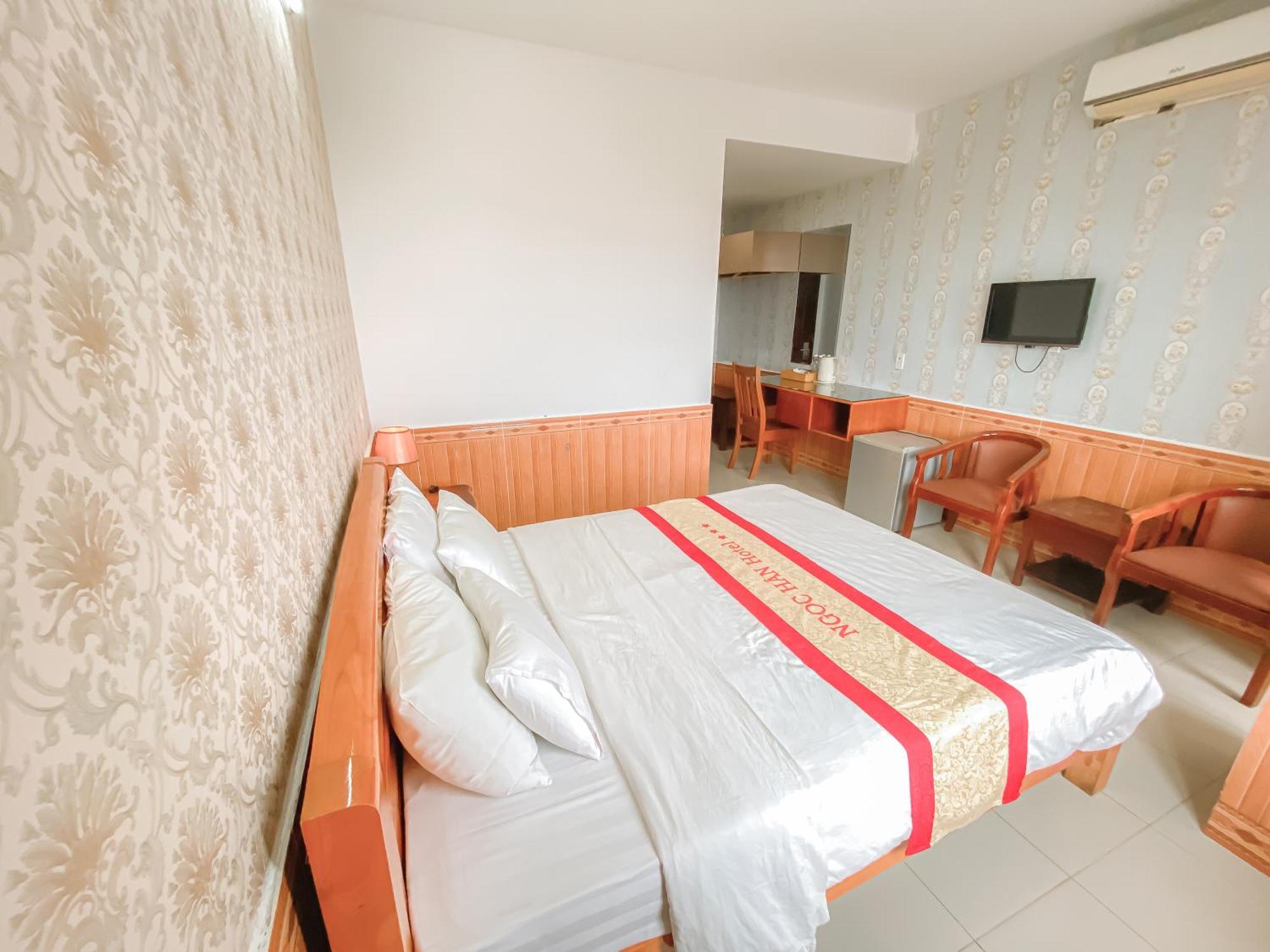 Ngoc Han Hotel By The Moment 头顿 外观 照片